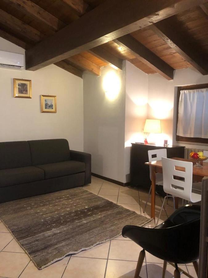 Holiday Confort La Volta Brescia Bagian luar foto
